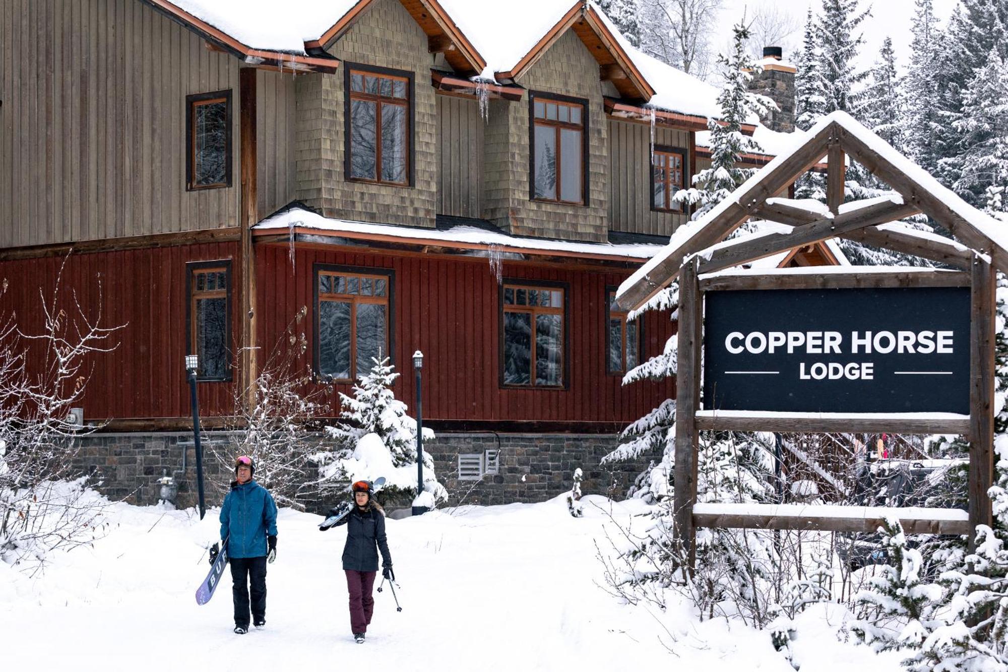 Copper Horse Lodge Golden Exterior foto